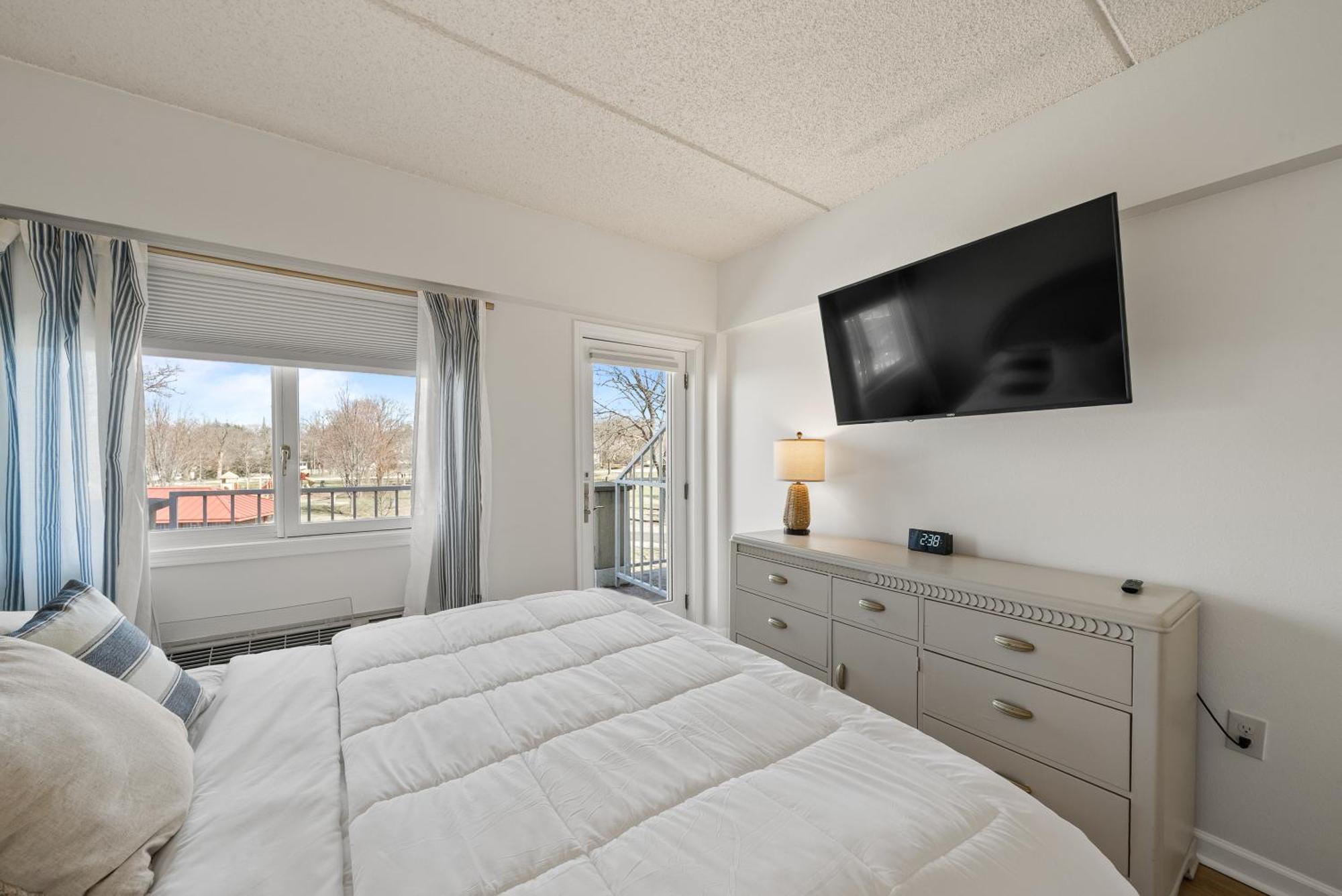 Bella Vista Suites Lake Geneva Exterior foto