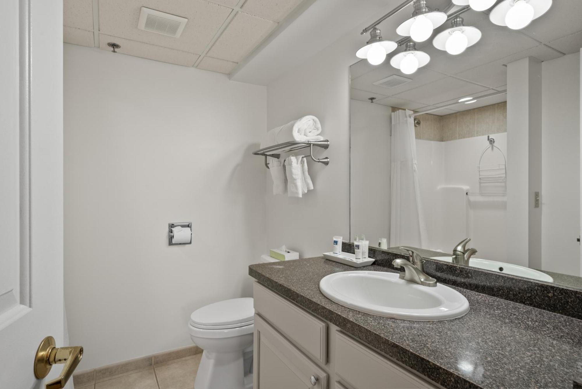 Bella Vista Suites Lake Geneva Exterior foto